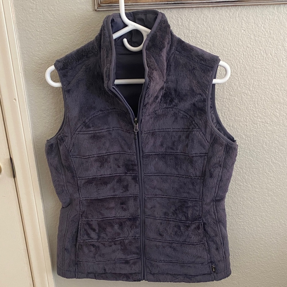 The North Face Plush Full-Zip Vest in Purple